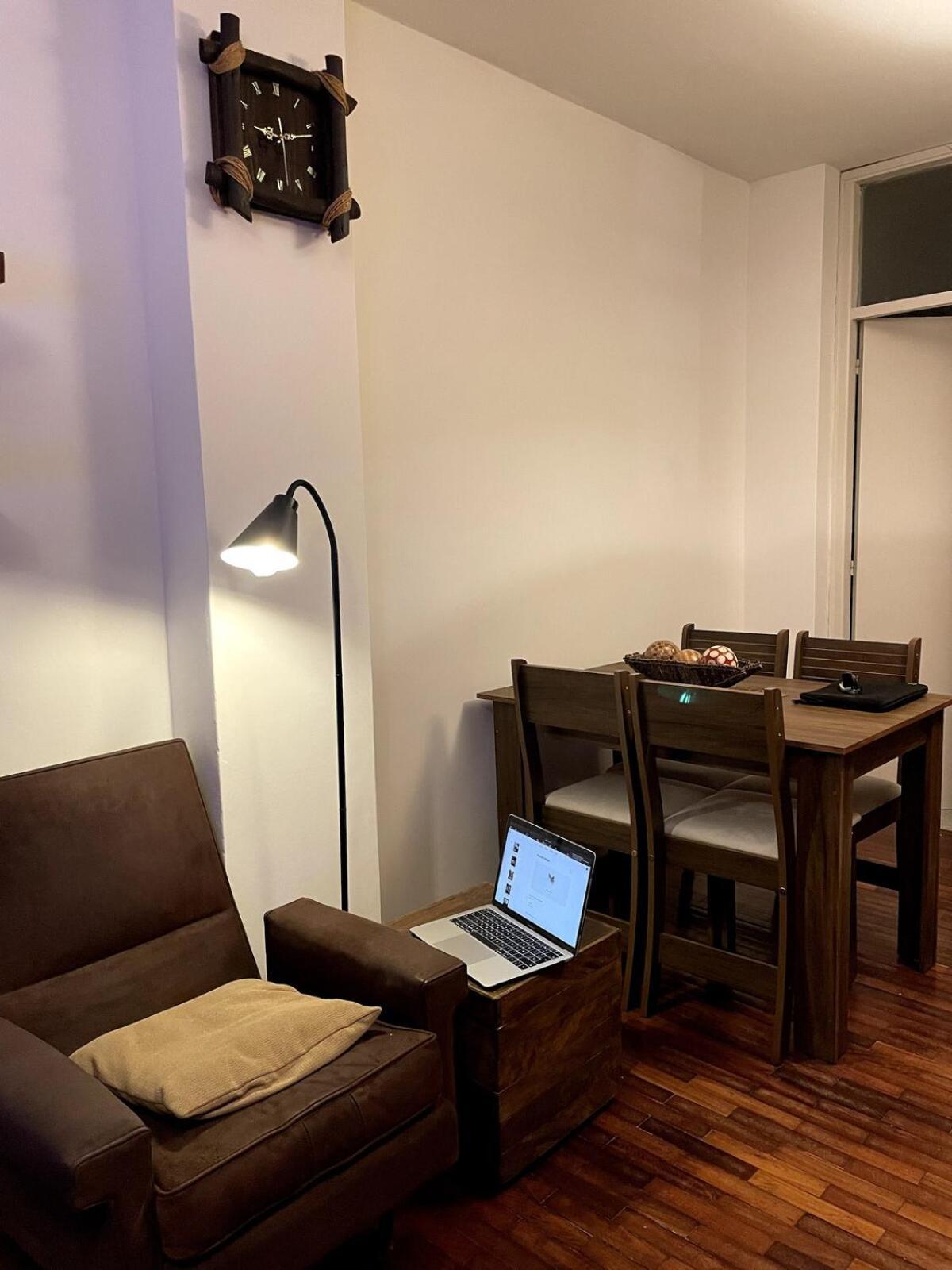 Apartamento Duplex Moderno, Luminoso Y Centrico En Mvd 3 2 Banos